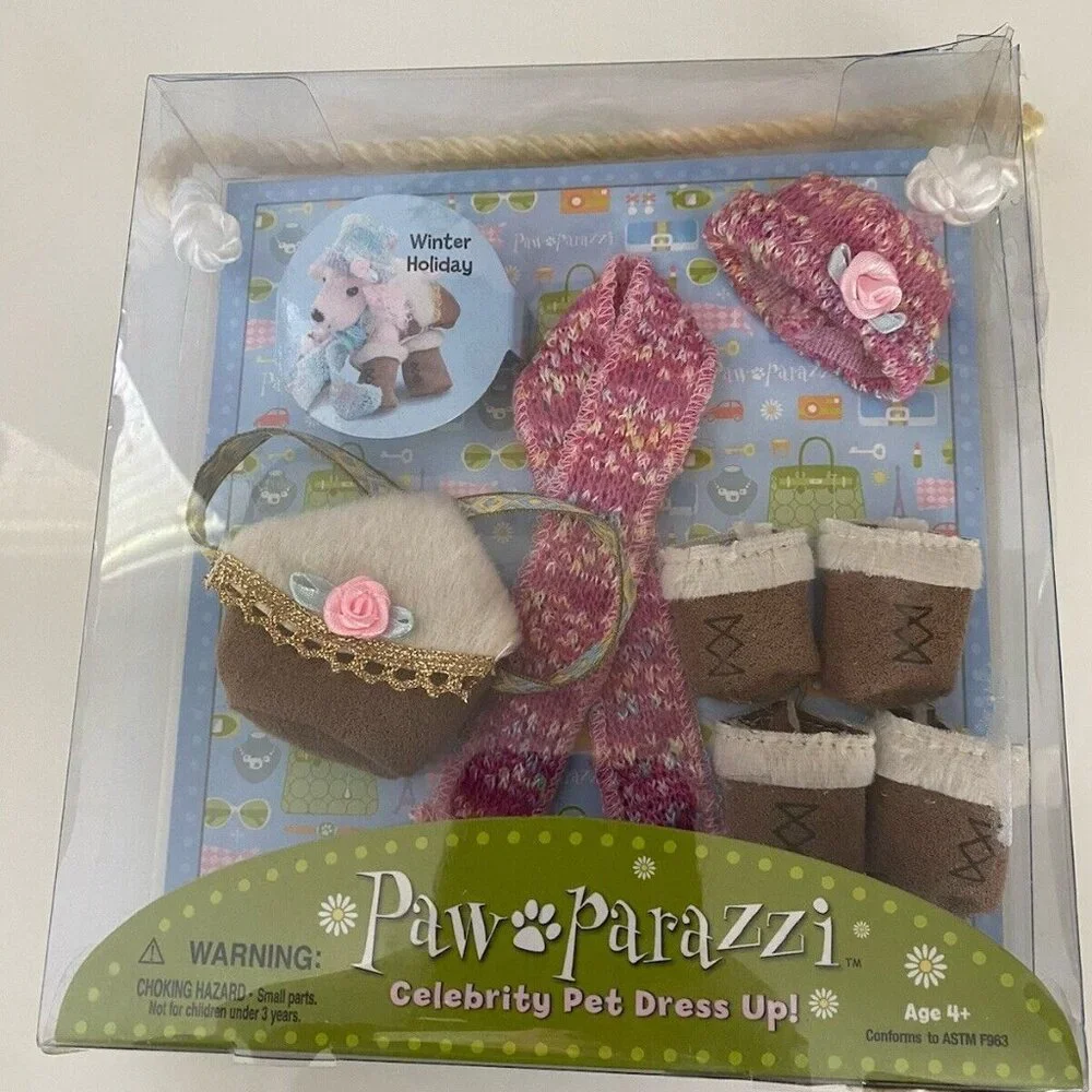 Rare Retired Paw Parazzi Celebrity‎ Pet Dress Up Winter Holiday Clothes Set NEW